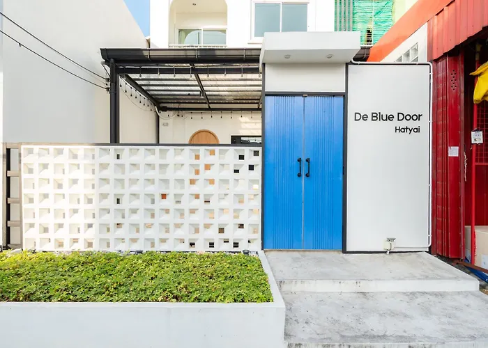 De Blue Door, Hatyai