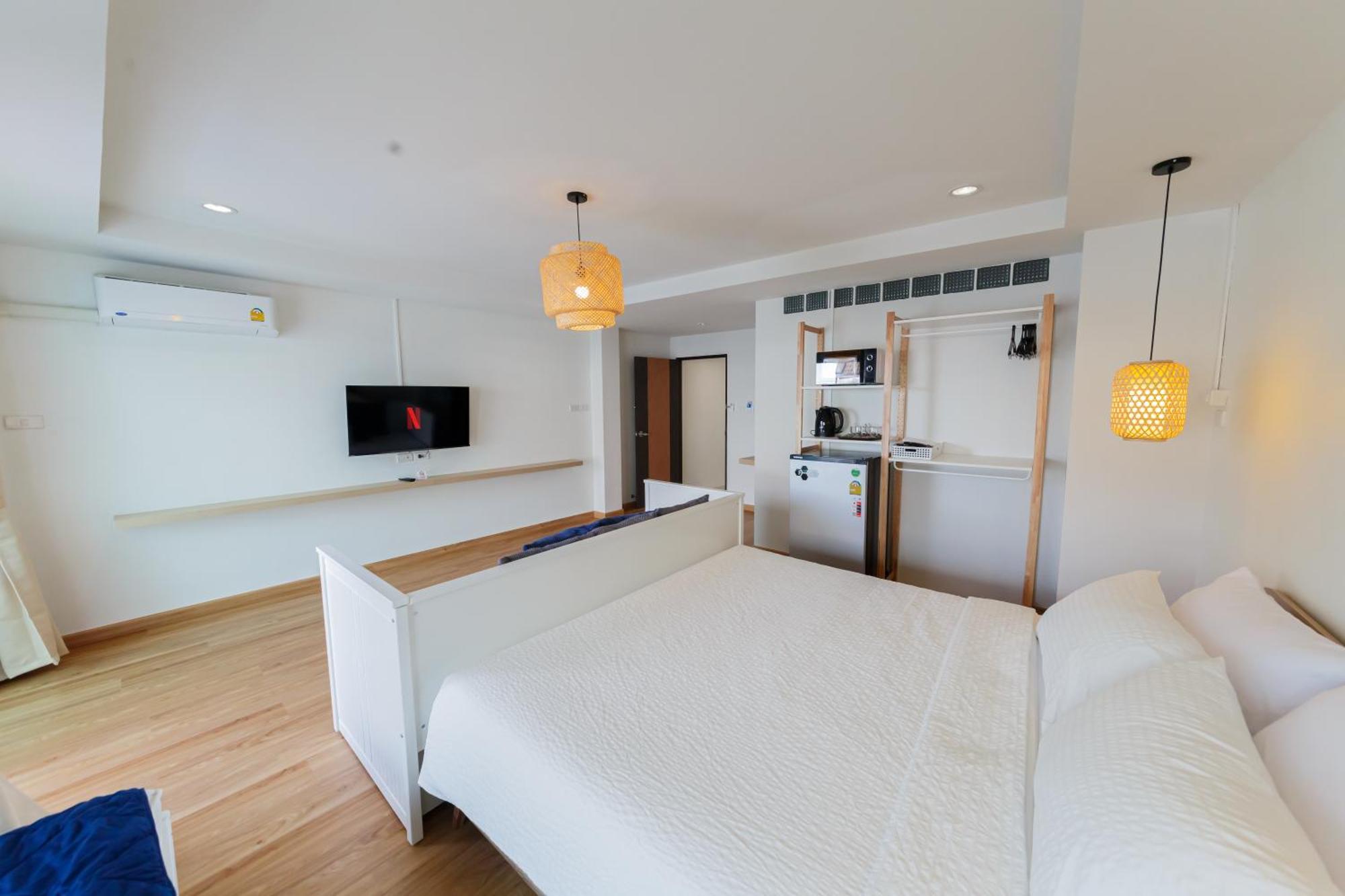 De Blue Door, Hatyai Appartement